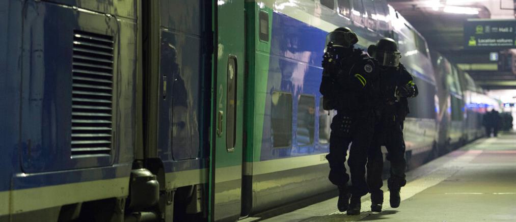 Παρίσι: Ένοπλος σκόρπισε τον τρόμο σε σιδηροδρομικό σταθμό