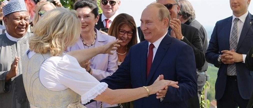 Βίντεο με το βαλς του Πούτιν που έκλεψε τις εντυπώσεις