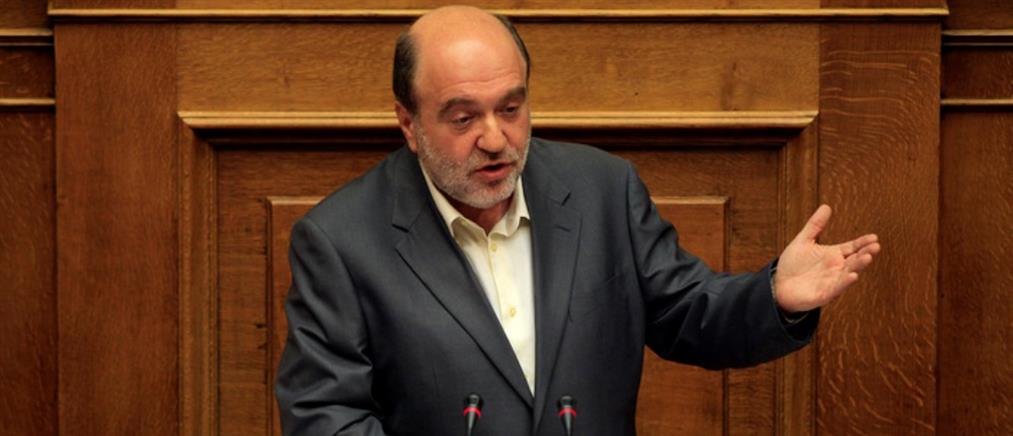 Αλεξιάδης: Δε θα επιβάλλουμε την πολιτική μας με κομματική πειθαρχία