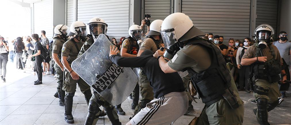 Αστυνομική βία: Στη Βουλή το πόρισμα της επιτροπής Αλιβιζάτου