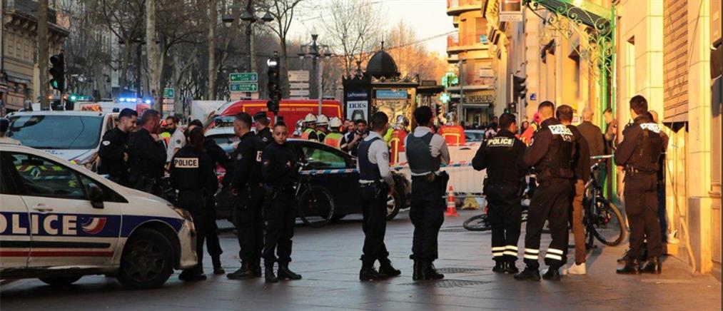 Άντρας επιτέθηκε με μαχαίρι σε περαστικούς στη Μασσαλία