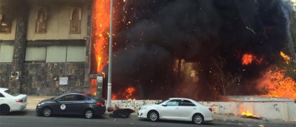 Μεγάλη πυρκαγιά σε ξενοδοχείο στη Μέκκα (Βίντεο)