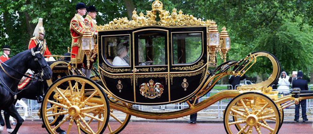 «Μουσείο» η καινούργια άμαξα της βασίλισσας Ελισάβετ
