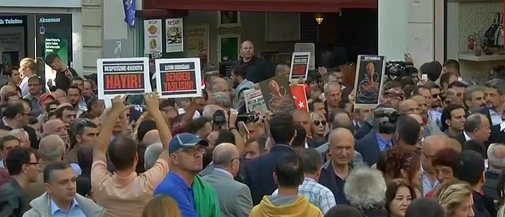Τουρκία: Στους δρόμους οι δημοσιογράφοι για τον ξυλοδαρμό του Αχμέτ Χακάν