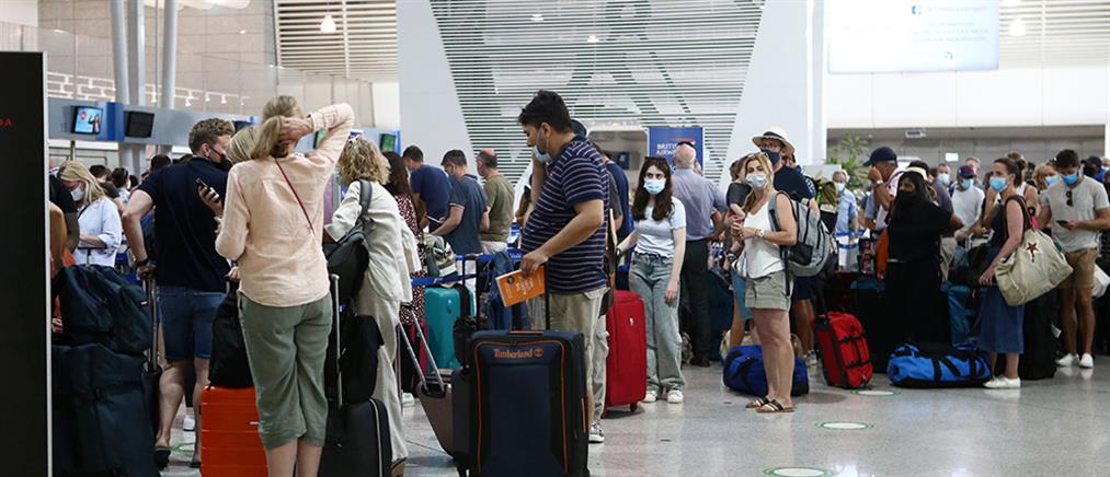 Τουρισμός - Ιούλιος: εκτίναξη της επιβατικής κίνησης στο αεροδρόμιο της Αθήνας