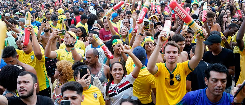 Μουντιάλ 2022 - Βραζιλία: Χιλιάδες φίλαθλοι πανηγύρισαν στην Κόπα Καμπάνα (εικόνες)