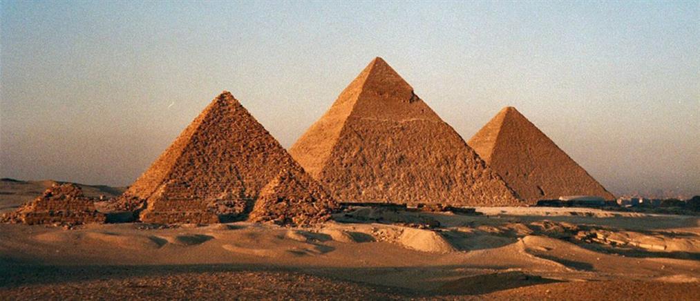 Πάμε για μια virtual βόλτα στις Πυραμίδες;