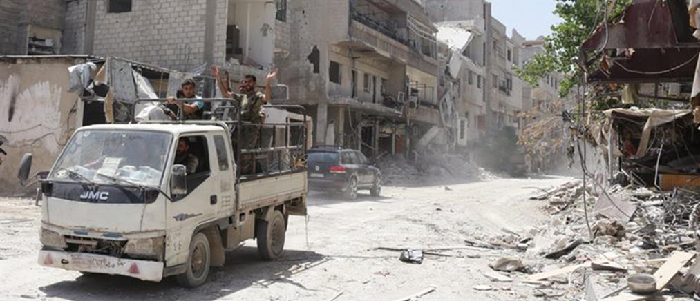 Δεκάδες νεκροί από επιθέσεις στην Ντεράα και το Χαλέπι