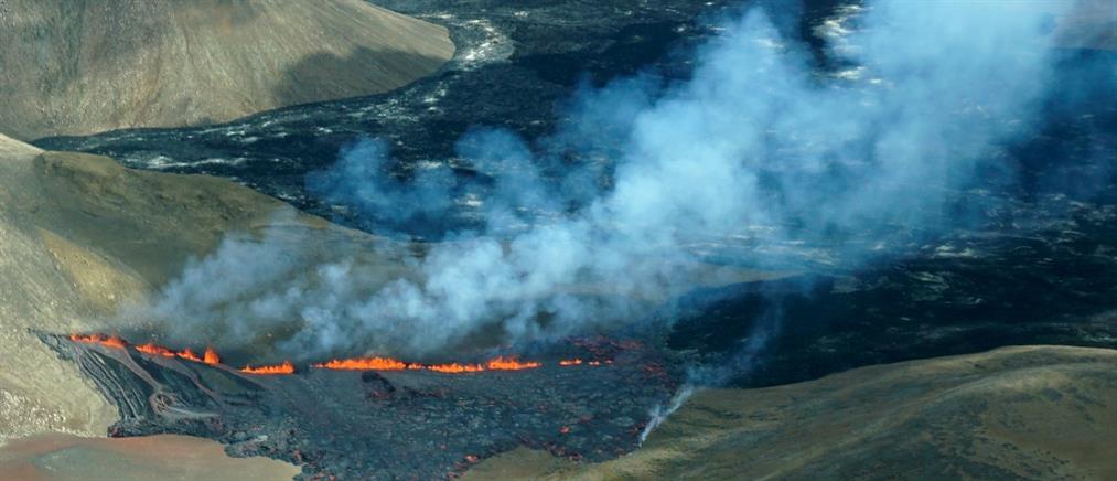 Ισλανδία: Έκρηξη ηφαιστείου κοντά στο Ρέικιαβικ (εικόνες)
