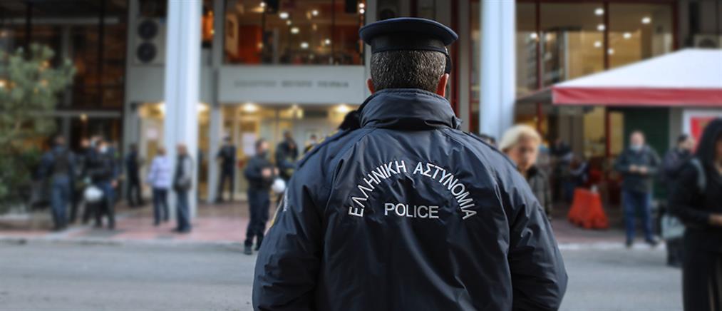Κορονοϊός - Θεσσαλονίκη: έφτυσε αστυνομικούς που της έκαναν έλεγχο