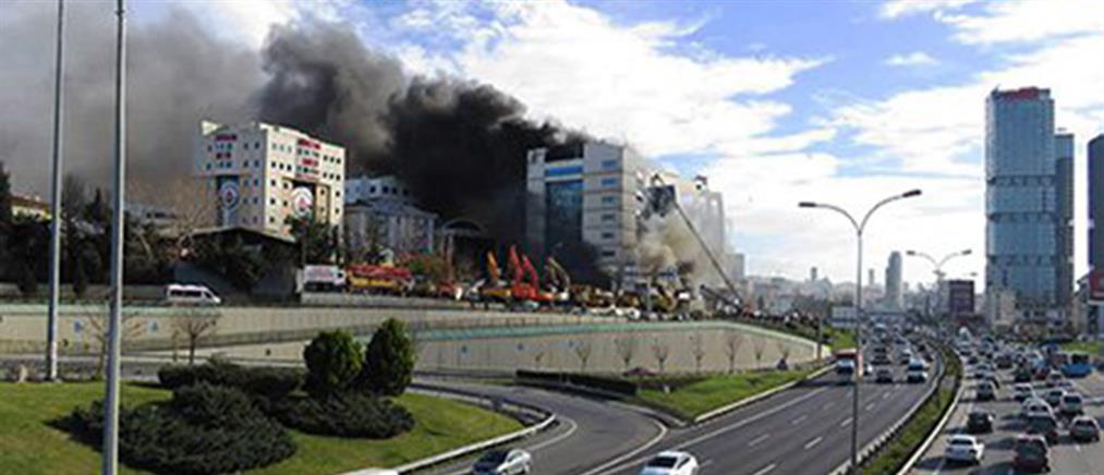 Φωτιά σε ξενοδοχείο στην Κωνσταντινούπολη