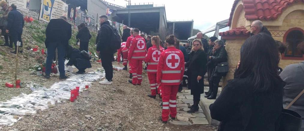 Τέμπη - Ερυθρός Σταυρός: Εθελοντές παρέστησαν στο ετήσιο μνημόσυνο