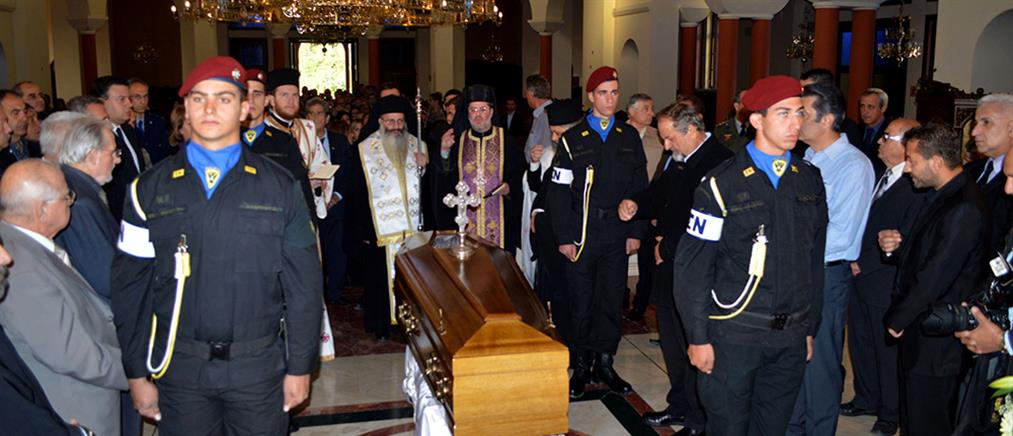 Στην κηδεία Κληρίδη Σαμαράς, Βενιζέλος, Μεϊμαράκης, Αβραμόπουλος
