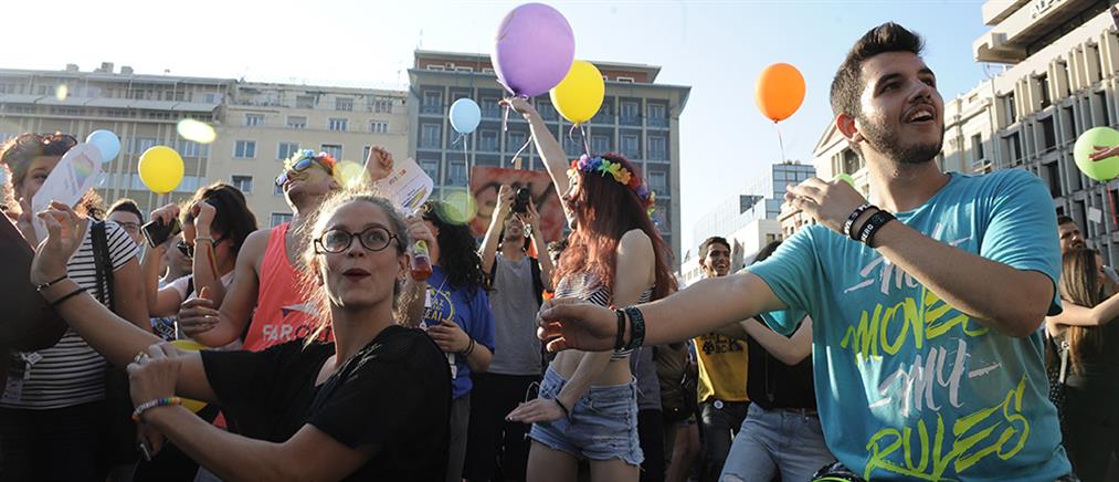 Μουσική, κέφι και απρόοπτα στο φετινό Athens Pride