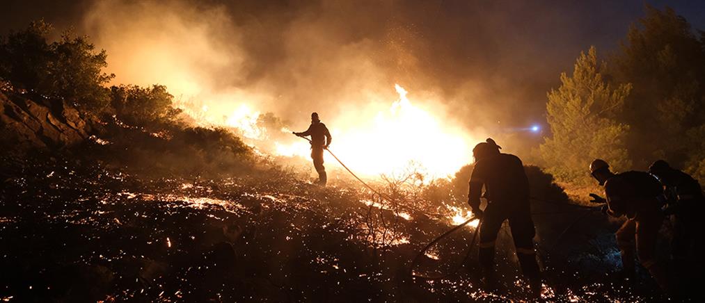 Φωτιά στην Πεντέλη - Στυλιανίδης: Ξεπέρασαν τα 100 χλμ. την ώρα οι ριπές του ανέμου