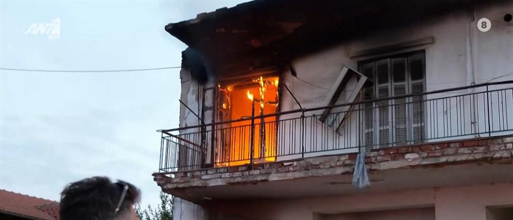 Θεσσαλονίκη: Φωτιά σε εγκαταλελειμμένο σπίτι “ξεσήκωσε” γειτονιά (βίντεο)