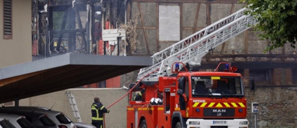 Παρίσι: Νεκροί από φωτιά σε πολυκατοικία