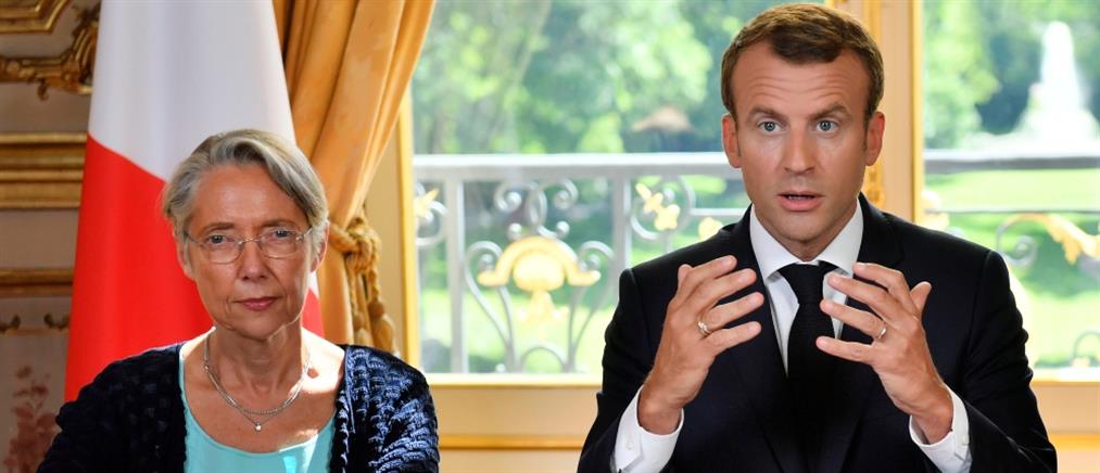 Γαλλία: Ο Μακρόν δεν έκανε αποδεκτή την παραίτηση της Πρωθυπουργού