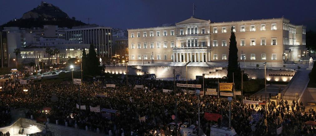 «Ανάσα αξιοπρέπειας» ζητούν χιλιάδες σε Ελλάδα και κόσμο