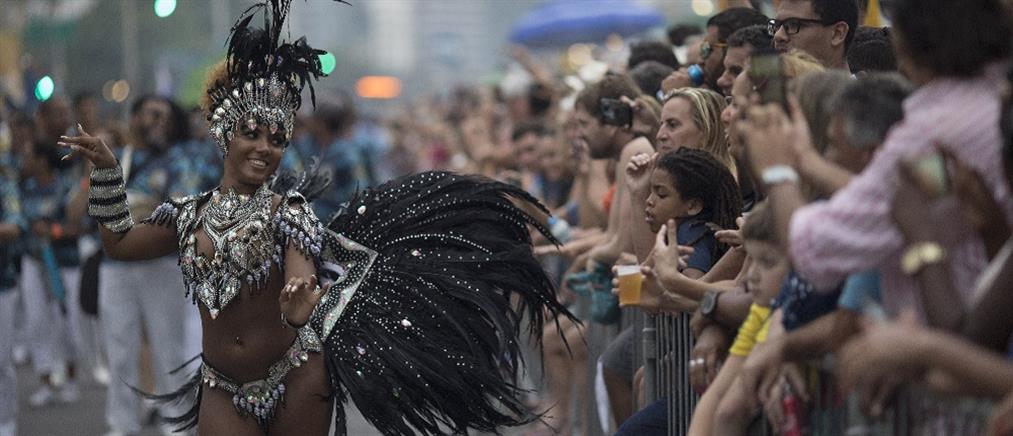 Βραζιλία: σάμπα από τους κορυφαίους ενόψει του καρναβαλιού (βίντεο)