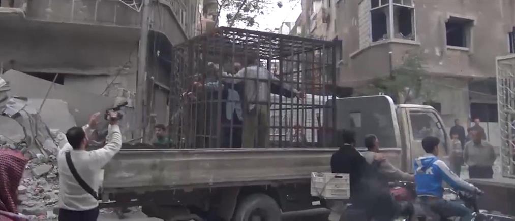 Σύροι αντάρτες χρησιμοποιούν αιχμαλώτους ως ανθρώπινες ασπίδες