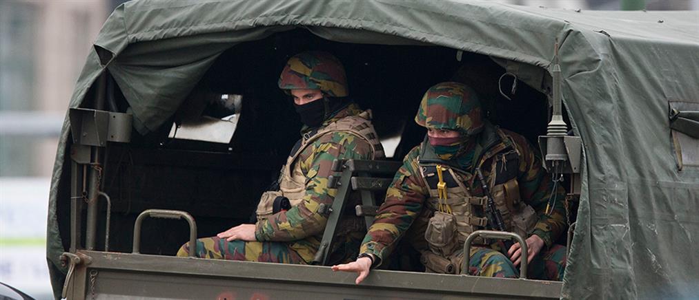 Κοινό ευρωπαϊκό στρατό θέλουν Τσεχία και Ουγγαρία