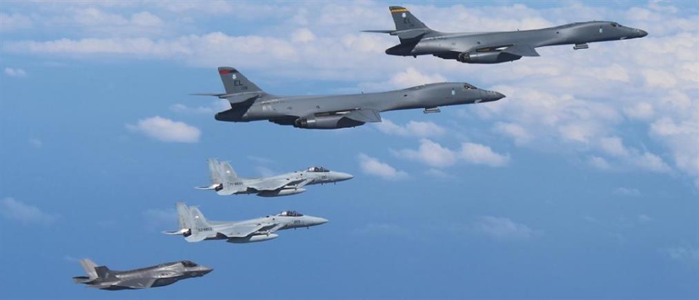 Επίδειξη ισχύος από αμερικανικά βομβαρδιστικά στην κορεατική χερσόνησο (βίντεο)