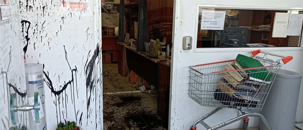 Παλλήνη: επίθεση με επικίνδυνο υγρό σε υπαλλήλους της Υπηρεσίας Δόμησης (εικόνες)