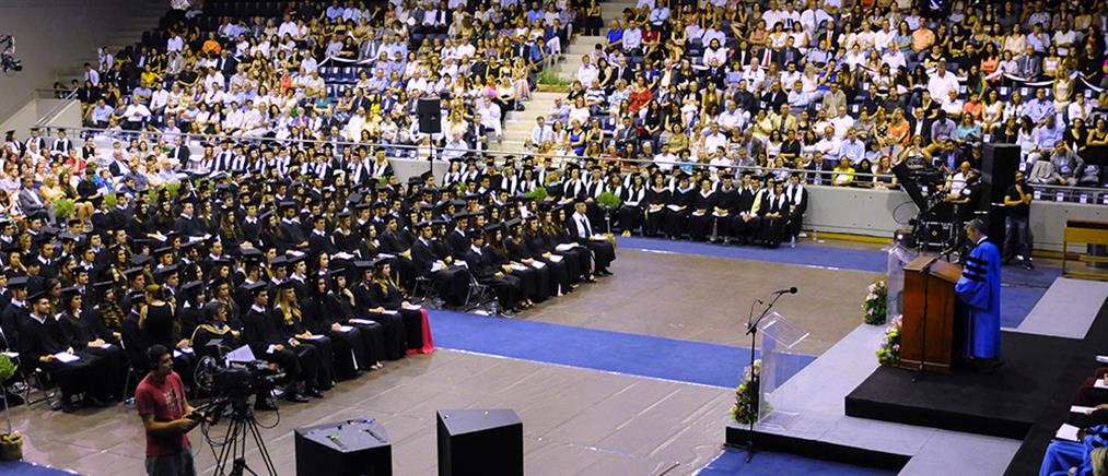 Αποφοίτηση της τάξης 2016 του Pierce: Ένα τέλος με χειροκροτήματα, μία αρχή με επιτυχίες!