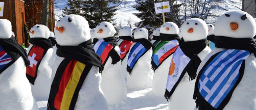 Διαδήλωση… χιονάνθρωπων στο Νταβός