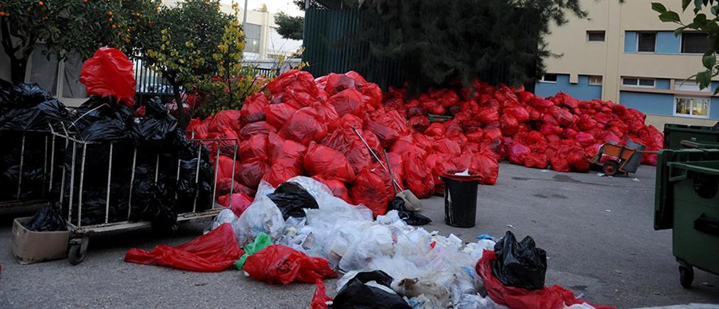 Στο «κόκκινο» η κατάσταση με τα νοσοκομειακά απόβλητα