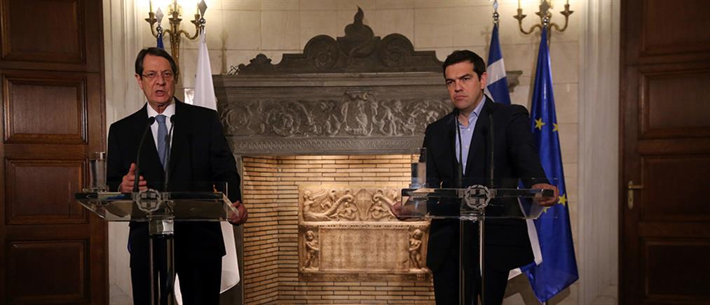 Ο Αναστασιάδης στηρίζει το αίτημα για παράταση του ελληνικού προγράμματος