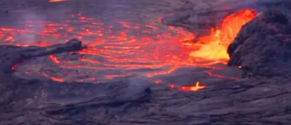 Χαβάη - ηφαίστειο Κιλαουέα: Λάβα ξεπηδάει από τον κρατήρα (βίντεο)