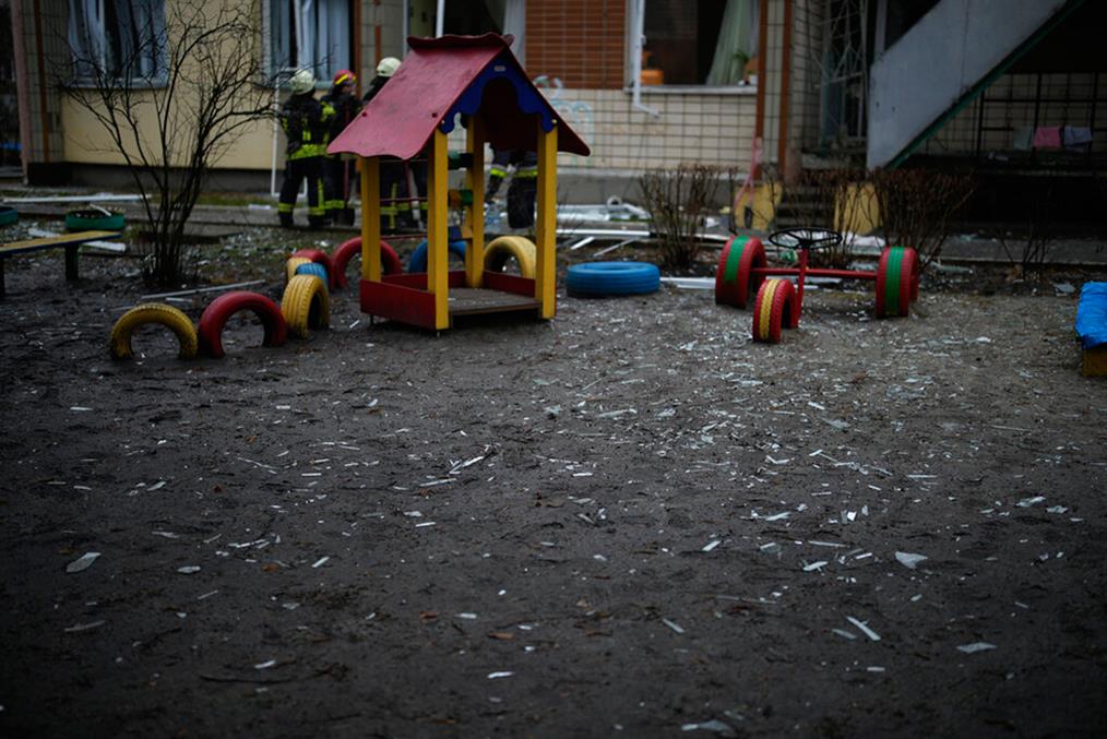 Ουκρανία - πτώση ελικοπτέρου - παιδικός σταθμός