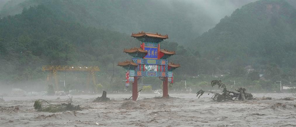 Πλημμύρες στο Πεκίνο: Αυξάνονται συνεχώς νεκροί και αγνοούμενοι