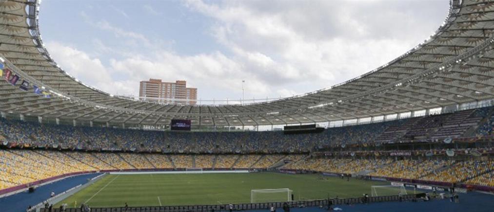 Ουκρανία: Ποδοσφαιρικός αγώνας διακόπηκε 3 φορές από σειρήνες πολέμου