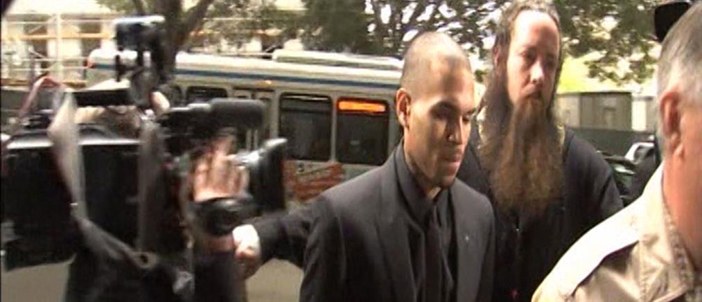 Τρεις μήνες σε κλινική διαχείρισης θυμού ο  Chris Brown