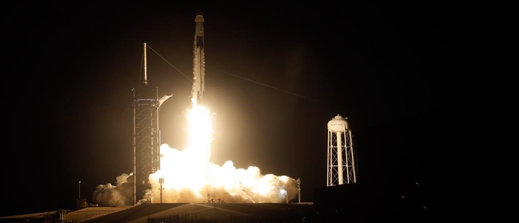 SpaceX: Ηλιακή καταιγίδα κατέστρεψε δεκάδες δορυφόρους