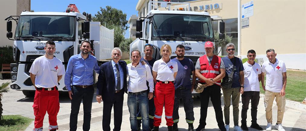 Φωτιές - ΕΕΣ: Δωρεά υπερσύγχρονων οχημάτων στους Δήμους Ραφήνας-Πικερμίου και Μαραθώνα (εικόνες)