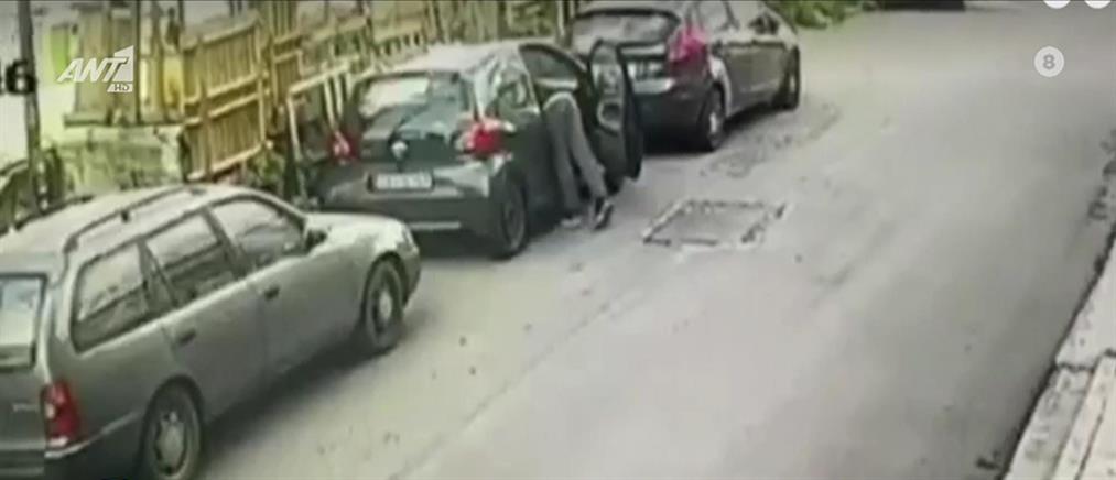 Εγκληματικότητα - Ιερά Οδός: Βίντεο ντοκουμέντο από διάρρηξη σε αυτοκίνητο μέρα - μεσημέρι 