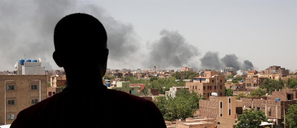Πόλεμος στο Σουδάν: Μάχες και πυρκαγιές στο Χαρτούμ (εικόνες)