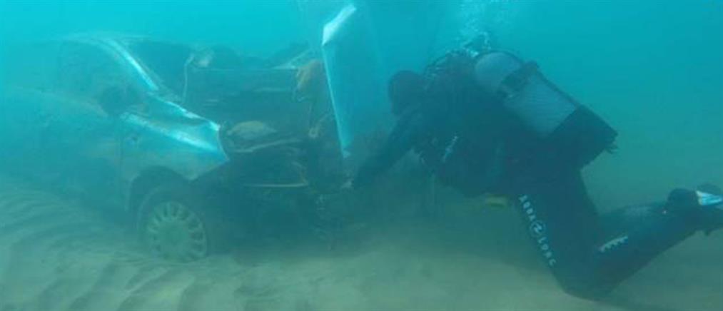 Αγία Πελαγία: “νεκροταφείο” αυτοκινήτων ο βυθός της θάλασσας (εικόνες)