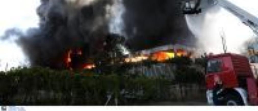 Φωτιά σε εργοστάσιο στη Μεταμόρφωση - Έκλεισε η Εθνική