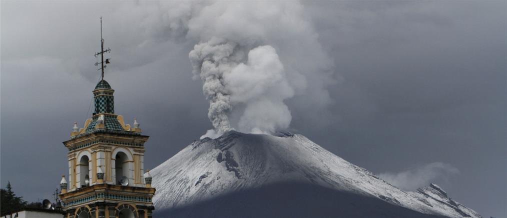 Μεξικό Σίτι - Ποποκατεπέτλ: Έκλεισε το διεθνές αεροδρόμιο λόγω της τέφρας του ηφαιστείου