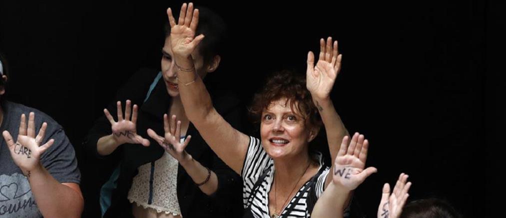 Η Σούζαν Σαράντον συνελήφθη σε διαμαρτυρία στο Καπιτώλιο της Νέας Υόρκης