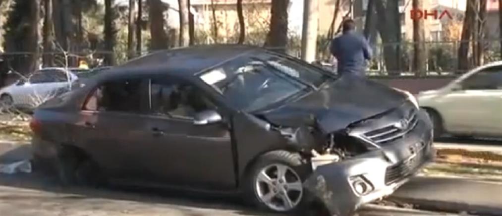 Ατύχημα στην αυτοκινητοπομπή του Ερντογάν (βίντεο)