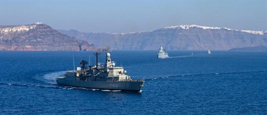 Διοικητής ΝΑΤΟ: Οι διακινητές στο Αιγαίο αποδεικνύονται ευέλικτοι