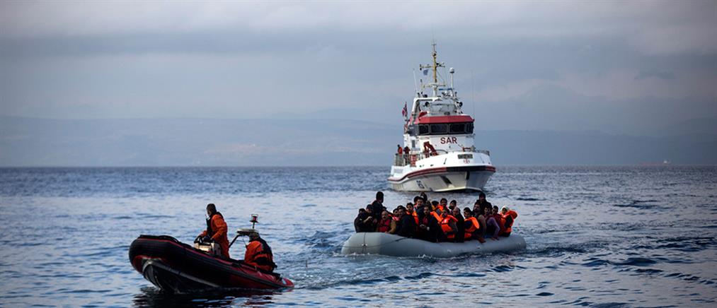Να συλλαμβάνονται μετανάστες ζήτησε ο επικεφαλής της Frontex