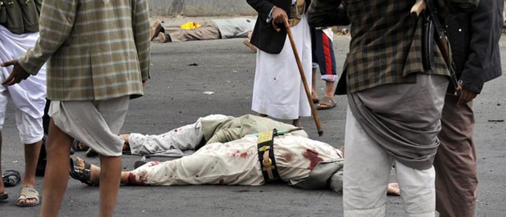 Καρέ-καρέ το μακελειό από την επίθεση αυτοκτονίας στην Υεμένη