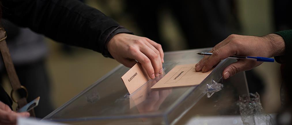 Νίκη του ντε Σόουζα δείχνουν τα exit polls στην Πορτογαλία